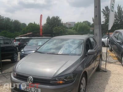 Volkswagen Polo 1.0 Confortline