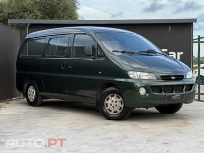 Hyundai H-1 2.5