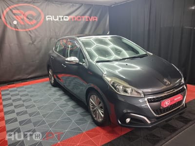 Peugeot 208 1.6 BlueHDi Style