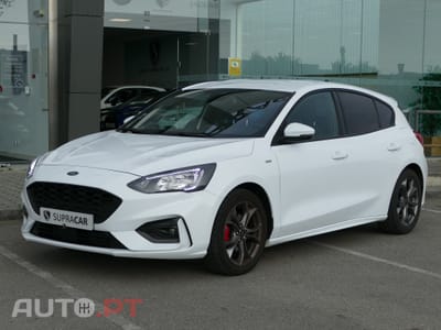 Ford Focus 1.0 EcoBoost MHEV ST-Line X
