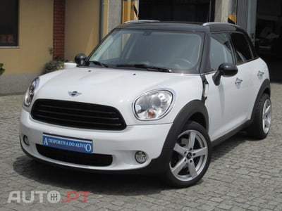 MINI Countryman 1.6 COOPER D