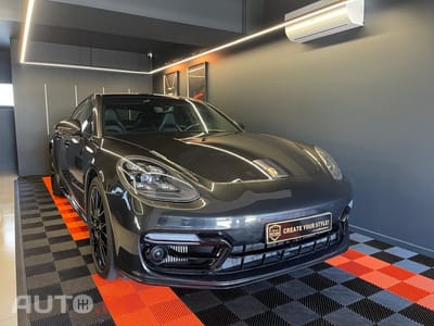 Porsche Panamera 4 E-Hybrid