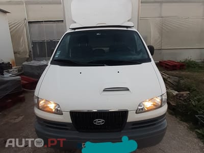 Hyundai H-1 2.5
