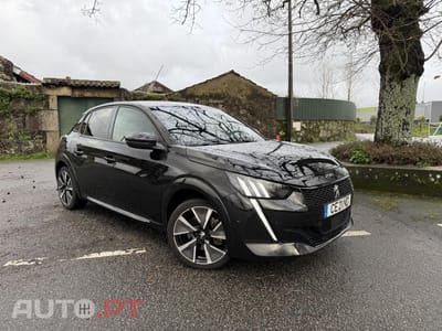Peugeot E-208 50 kWh GT Pack