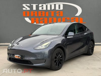 Tesla Model Y Long-Range RWD