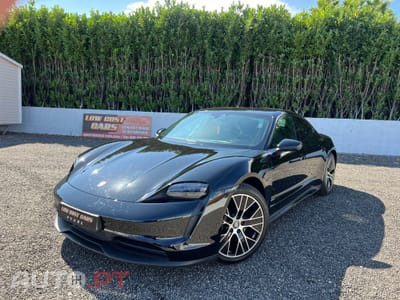 Porsche Taycan 4S