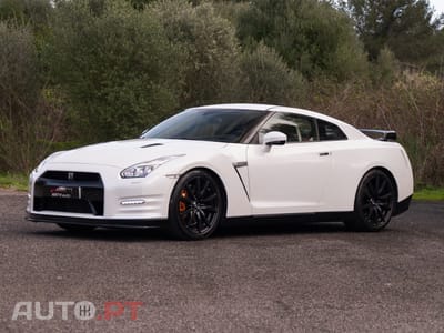 Nissan GT-R 3.8 V6 Black Edition