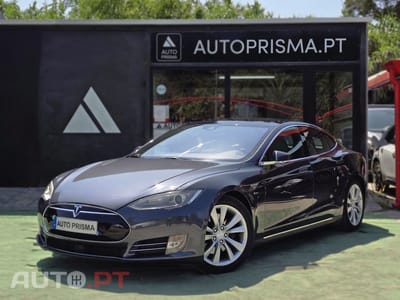 Tesla Model S 85D