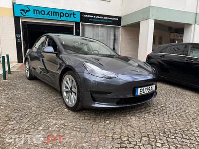 Tesla Model 3 Tração Traseira