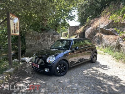 MINI Cooper Cooper D