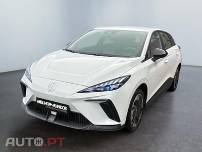 MG MG4 EV Standard 2WD