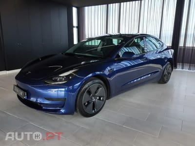 Tesla Model 3 Standard Range Plus RWD