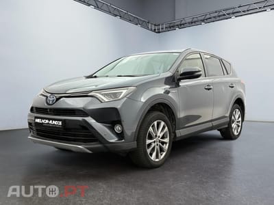 Toyota RAV4 2.5 HDF Lounge AWD-i