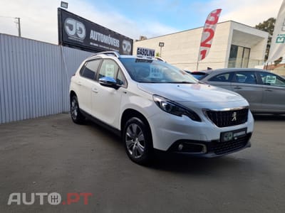 Peugeot 2008 1.2 Style Nacional  1Dono