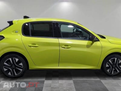 Peugeot E-208 50 kWh Allure