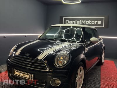 MINI Cooper Cooper D