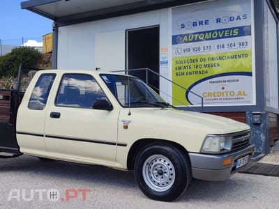 Toyota Hilux 2.4 D LN150LT C.Extra