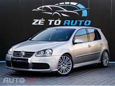 Volkswagen Golf 3.2 R32 4Motion