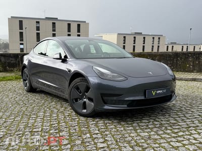 Tesla Model 3 Standard Range Plus RWD