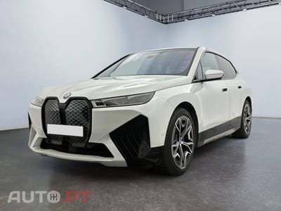 BMW iX xDrive 40