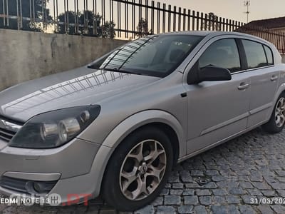 Opel Astra 1.7 CDTi Cosmo M5