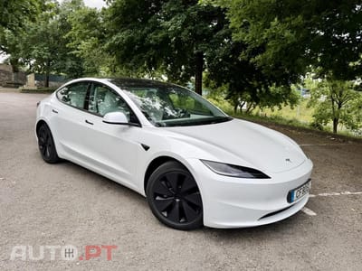 Tesla Model 3 Long Range Tração Integral Premium