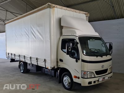 Toyota Dyna Contentor Lona Tipo TIR