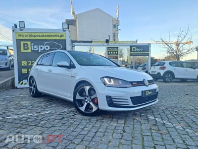 Volkswagen Golf 2.0 TSi GTi DSG Performance
