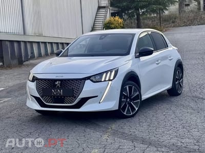 Peugeot E-208 50 kWh GT