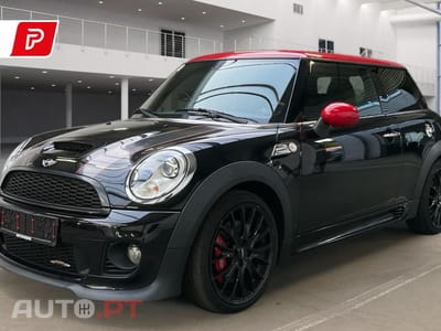 MINI Cooper John Cooper Works