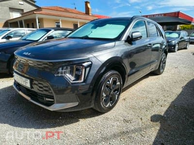 Kia Niro 204cv