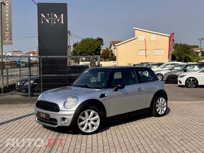 MINI Cooper Cooper D