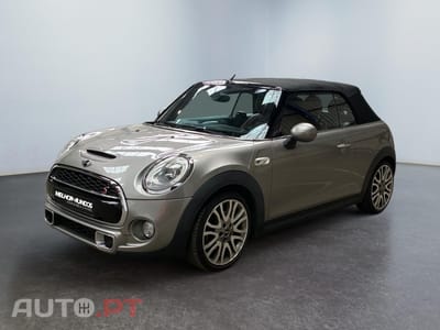 MINI Cabrio Cooper S Finition Red Hot Chili