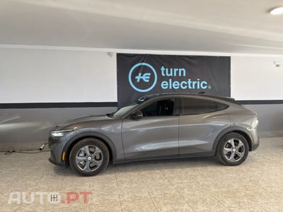 Ford Mustang Mach-E Standard