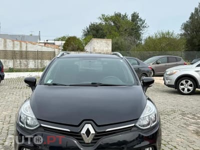 Renault Clio Outro
