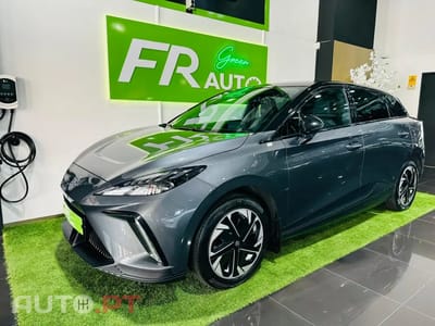 MG MG4 64 kWh Luxury