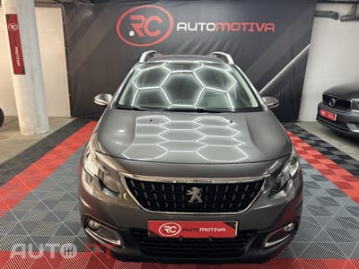 Peugeot 2008 1.2 PureTech Style
