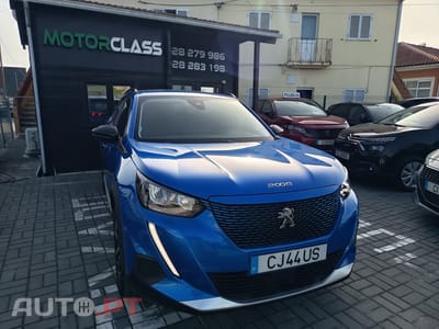 Peugeot E-2008 50 kWh Allure