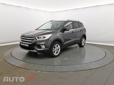 Ford Kuga 1.5 Flexifuel Titanium