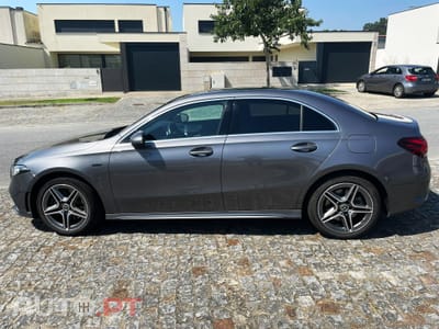 Mercedes-Benz A 250 e AMG Line