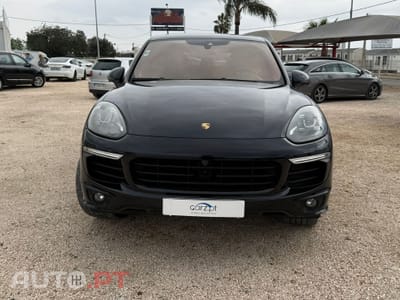 Porsche Cayenne Cayenne S 3.0 V6 E- Hybrid
