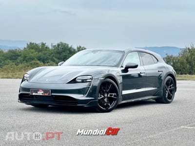 Porsche Taycan 4