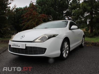 Renault Laguna Coupe 2.0 dCi Dynamique S 4Control
