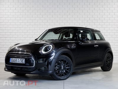 MINI Cooper Premium Yours Auto