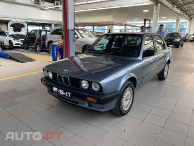 BMW 316 e30