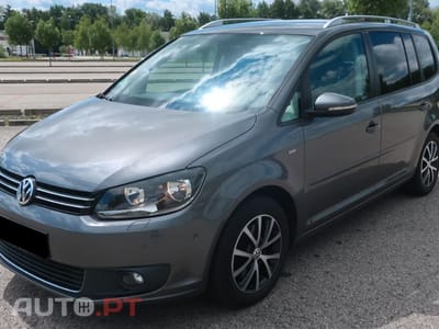 Volkswagen Touran 1.6 TDI 7 Lugares Extras