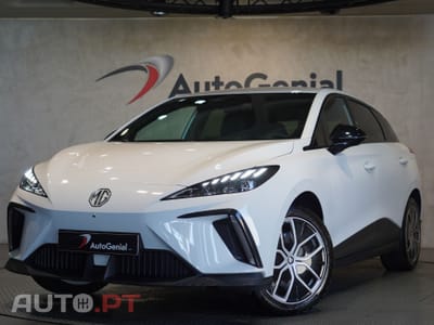 MG MG4 64 kWh Luxury