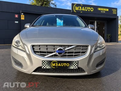 Volvo V60 1.6 D2 Momentum Eco