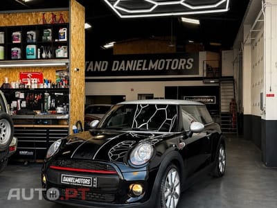 MINI Cooper Cooper D