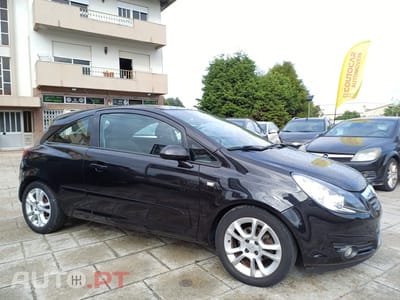 Opel Corsa 1.2 Black Edition